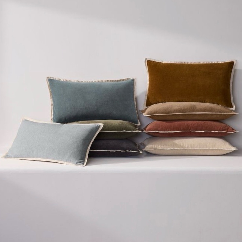 WEST ELM Olive Green Velvet Linen Rectangular Lumbar Pillow + Insert 12 x 21 - Picture 2 of 3